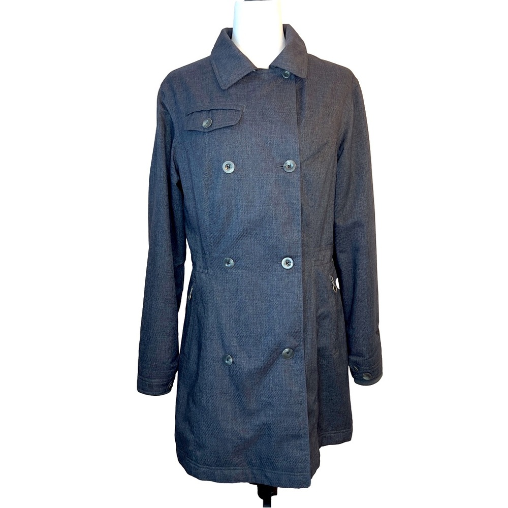 The North Face primaloft charcoal jacket women’s size large. No fur.